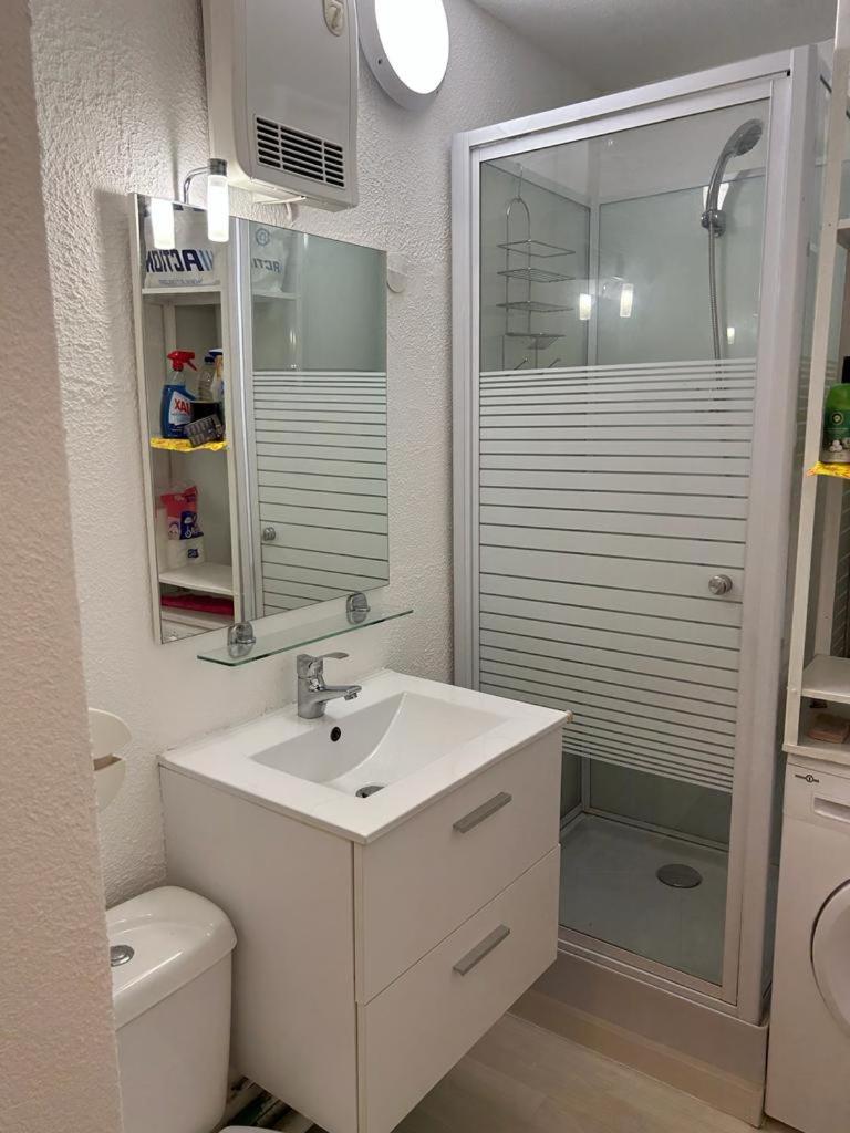 Studio Meuble Bord De Mer Bormes-les-Mimosas Εξωτερικό φωτογραφία